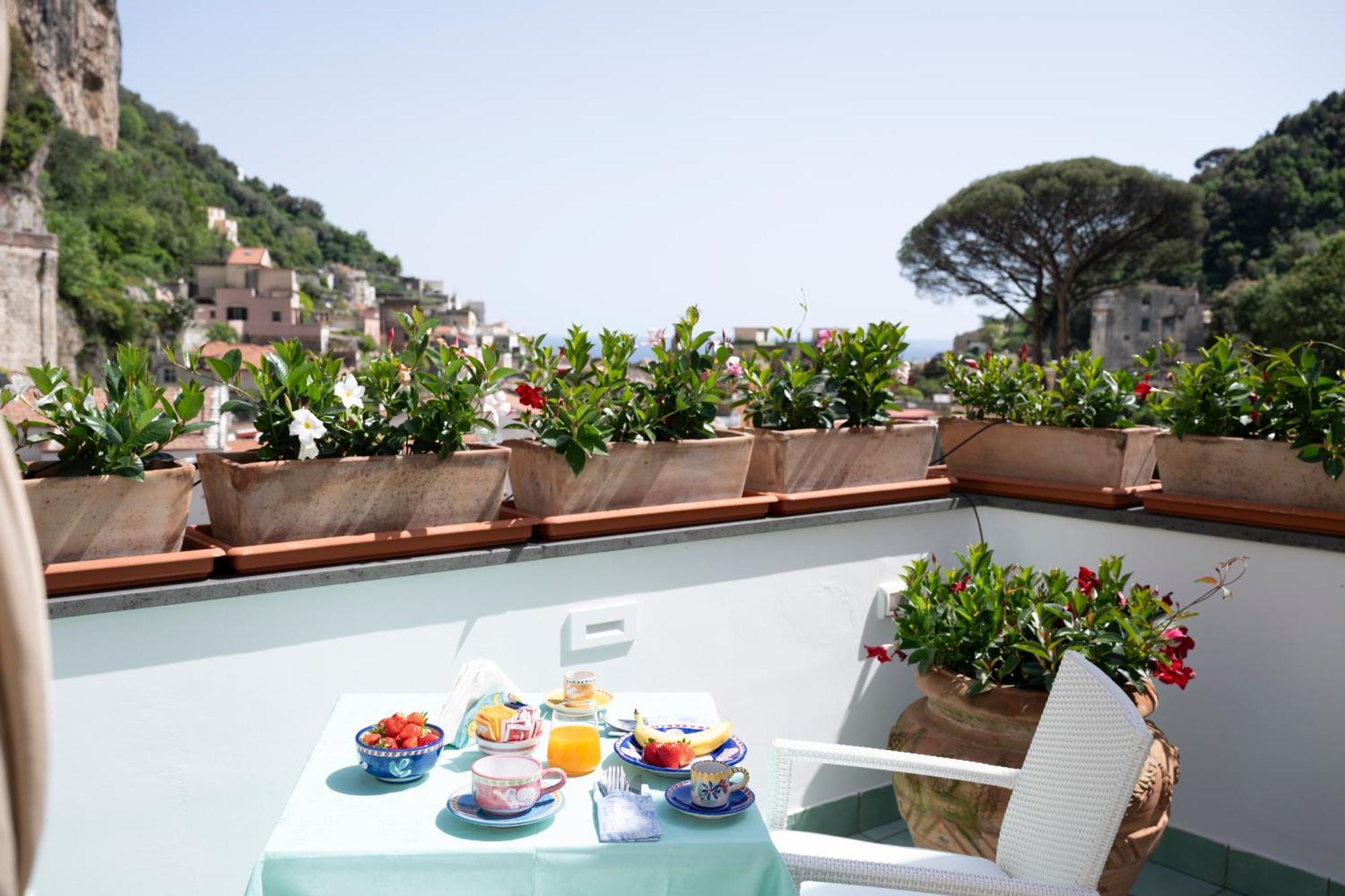 Valle D'amalfi 2*