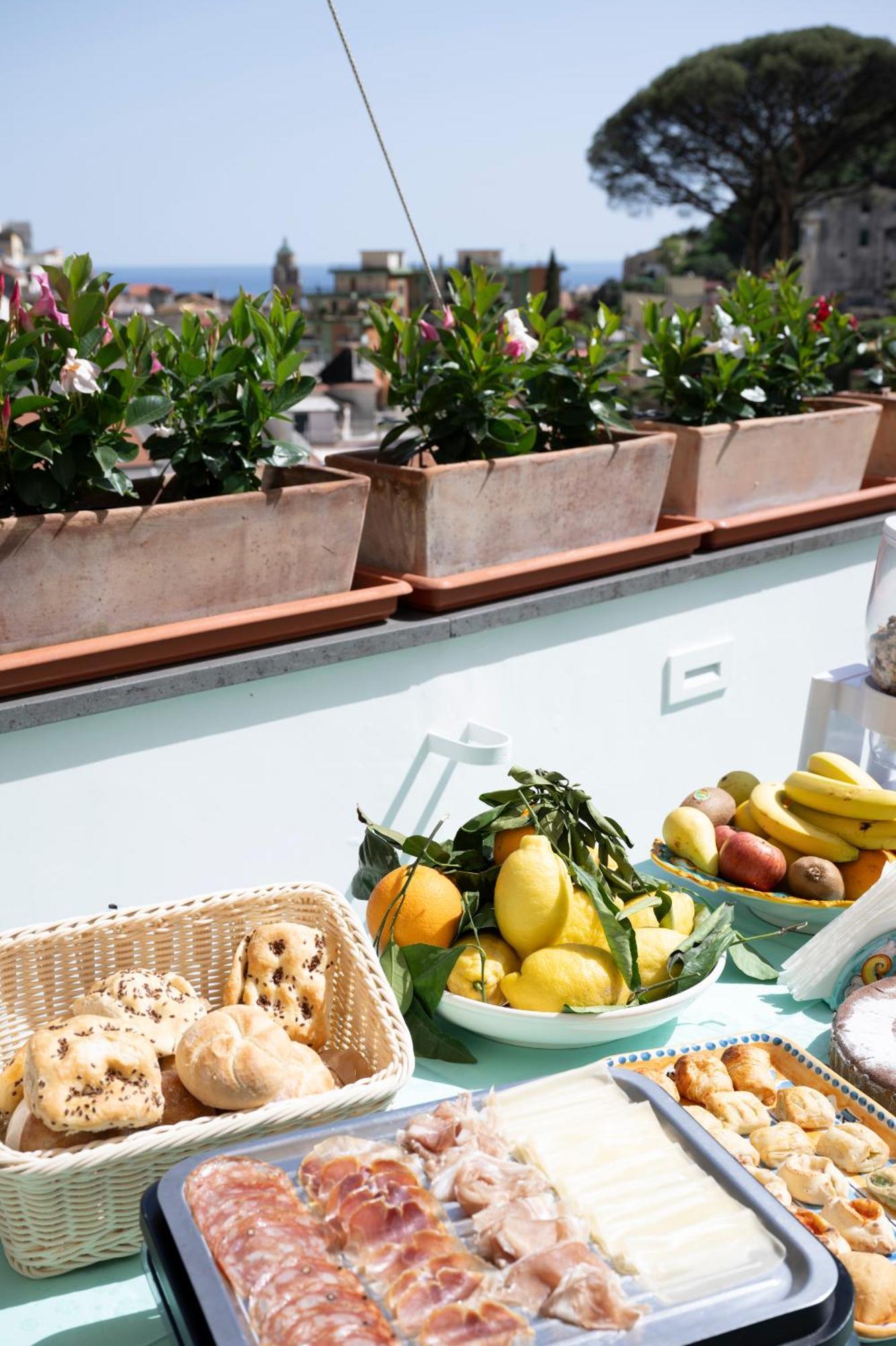 Valle D'amalfi Affittacamere 2*